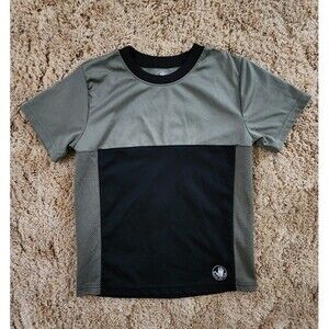 Body Glove Boys Green & Black T-shirt Size: Small (8)